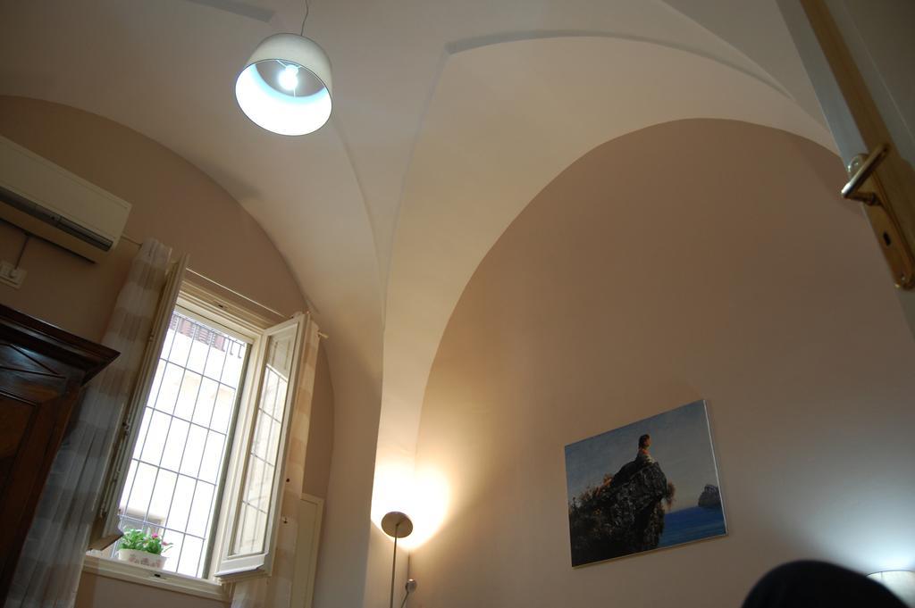 Ferienwohnung A Casa Di Francesca Lecce Exterior foto