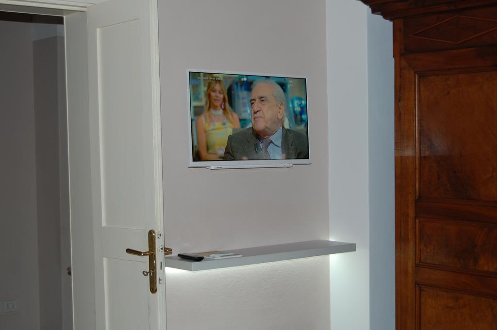 Ferienwohnung A Casa Di Francesca Lecce Exterior foto